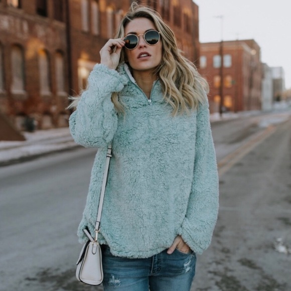 Peach Love California Sherpa - Picture 1 of 4